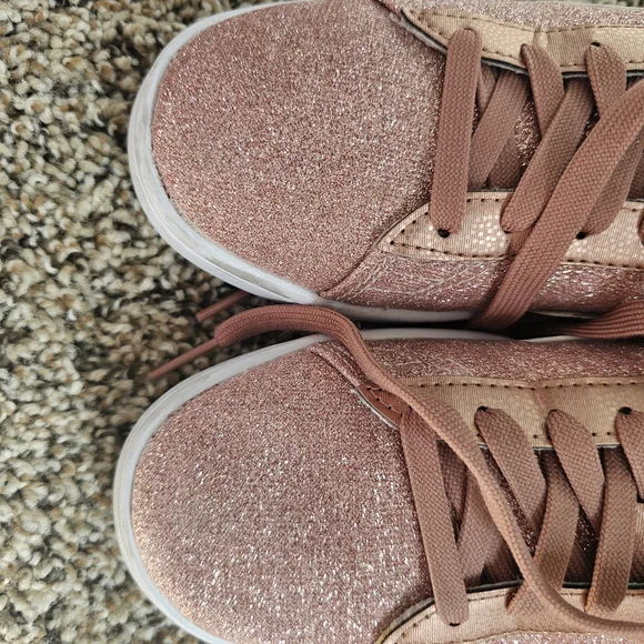 Puma Women's Pink Sneakers - Picture 6 of 7